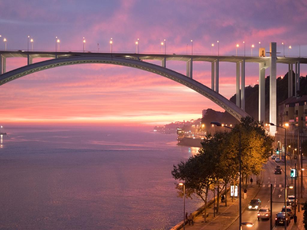 Merc Porto Central Place エクステリア 写真